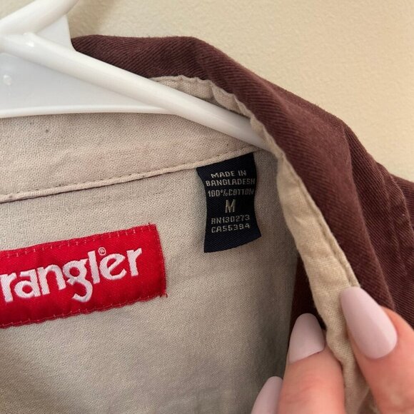 Wrangler Burgundy Maroon Red Men’s Heavyweight Button Down Shirt Size Medium - Picture 2 of 4